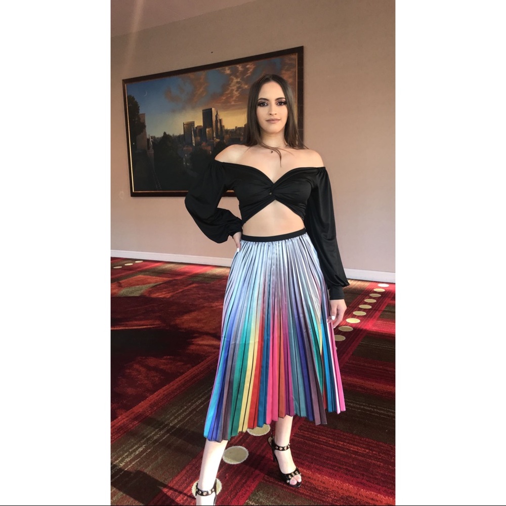 Skirt!!